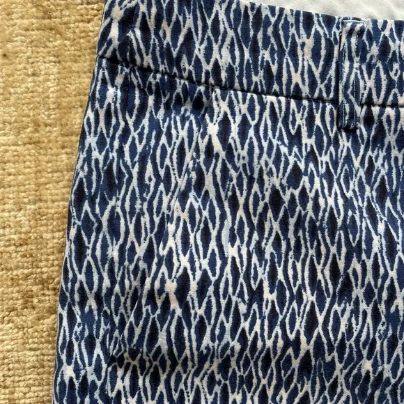 Blue Wave print Bermuda shorts, size 0 by Kenar - Picture 4 of 7